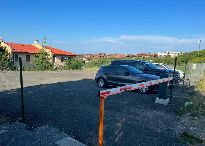 In Paradise View Complex