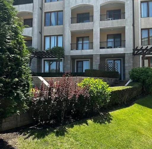 In Paradise View Complex Апартамент