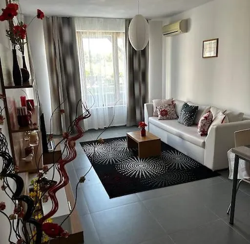 In Paradise View Complex Апартамент *